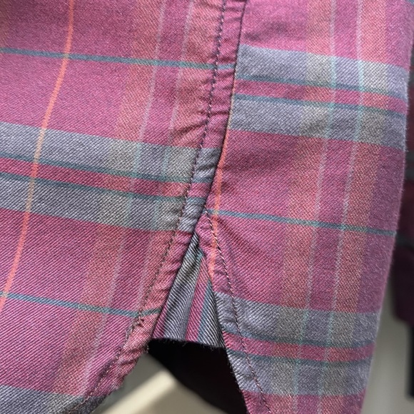 John Varvatos Button Down Peace logo - Picture 10 of 10